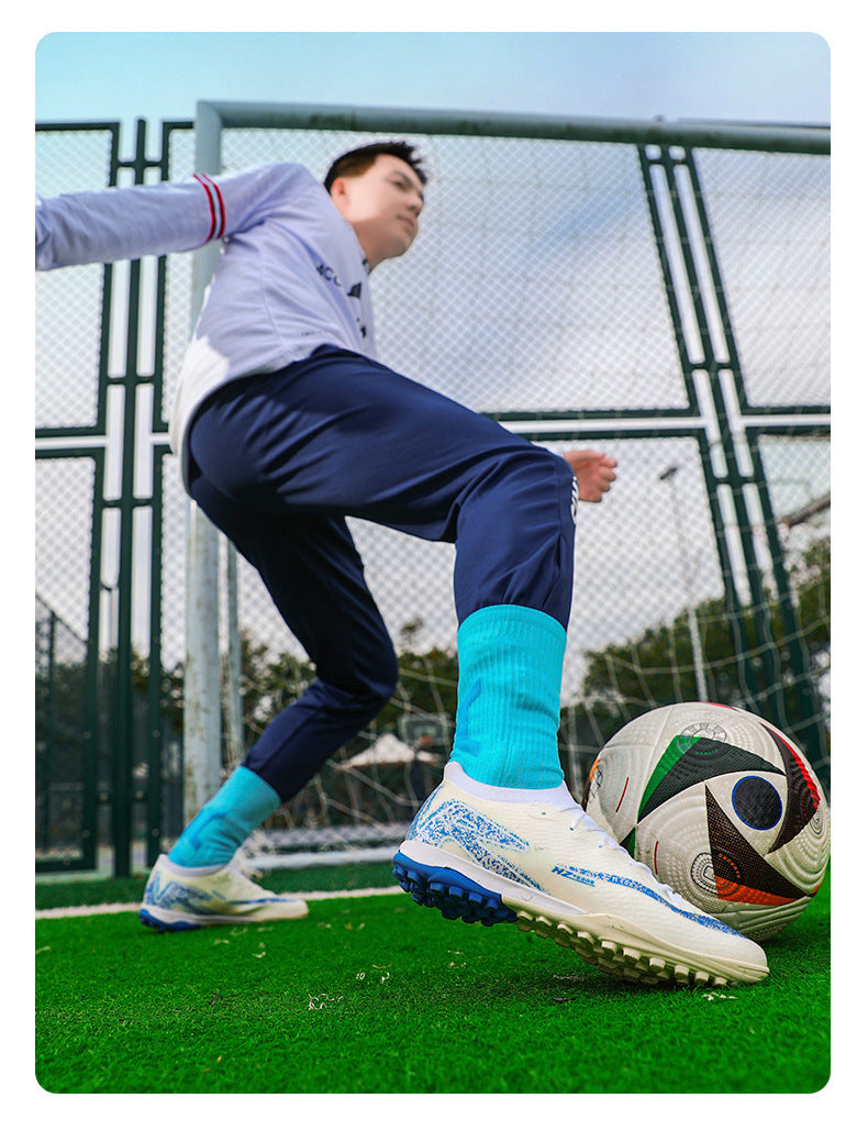 Youth Soccer Shoes with Broken Studs - Training Football Cleats